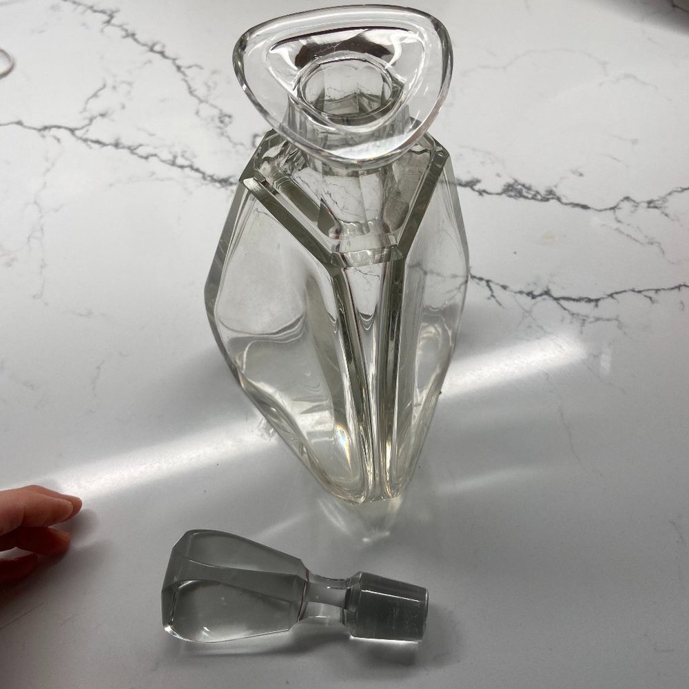 Beautiful Vintage Decanter - Picture 6 of 10